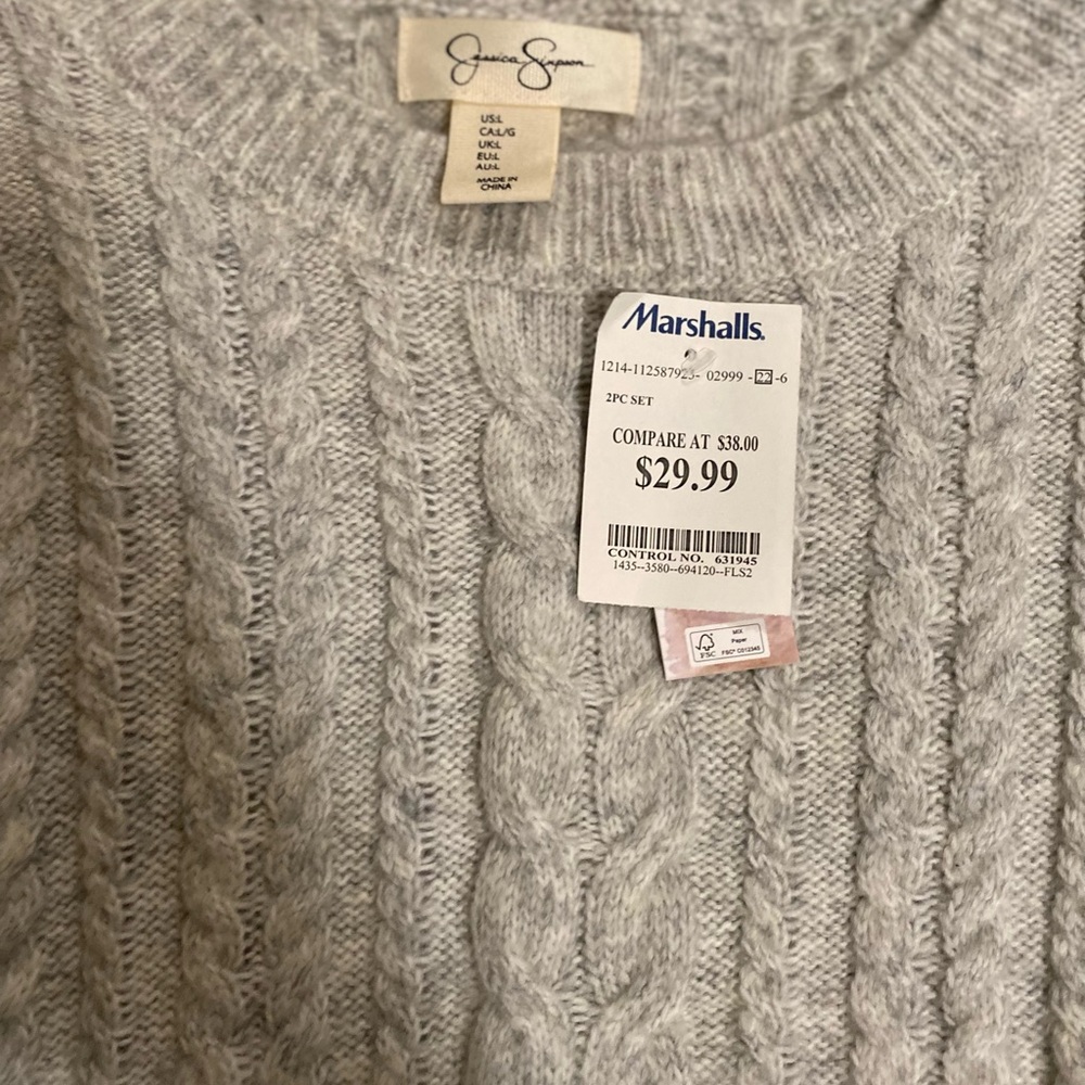 Jessica Simpson Gray Crewneck Cable Knit Sweater- NWT (*Brand New*)